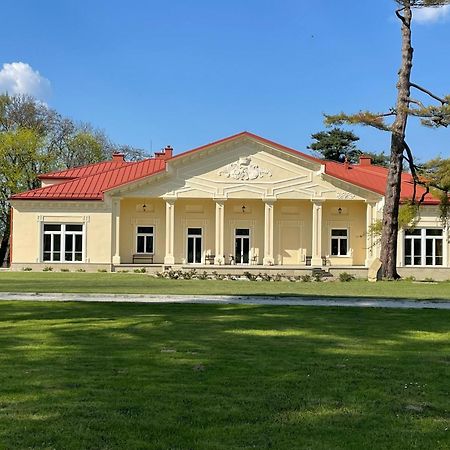 Palac Zbylitowskich Zbylitowska Gora Exterior photo